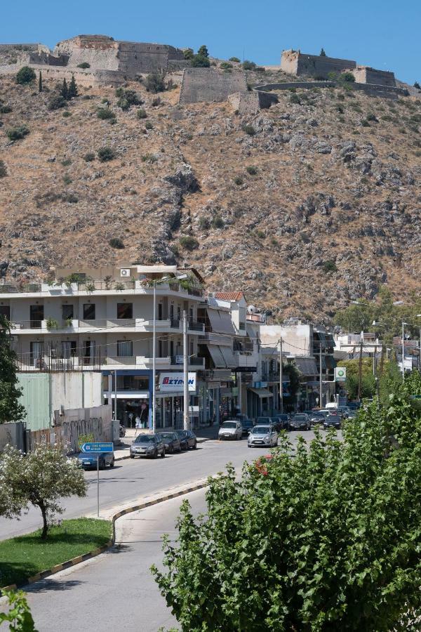 Apt.27-103 نافبليو المظهر الخارجي الصورة